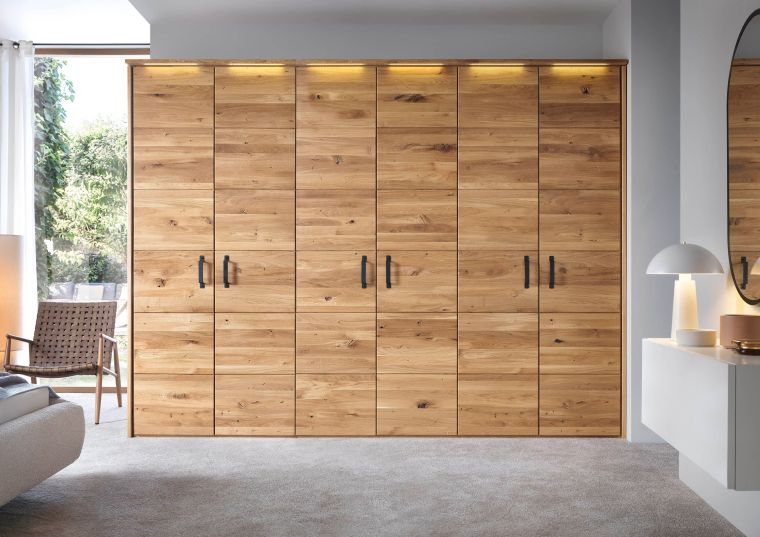 Kleiderschrank 6-türig Wildeiche 289x60x219 natur geölt HALMSTAD #102